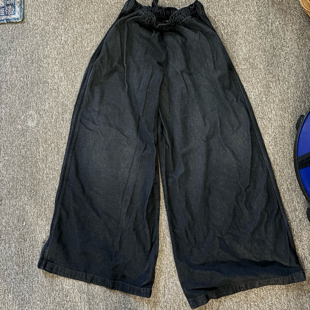Adidas originals women’s vintage denim pants size 10